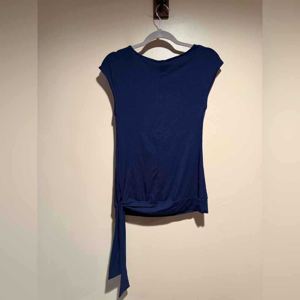NWT A Pea in the Pod Drape Nursing Top in Navy - Picture 7 of 7
